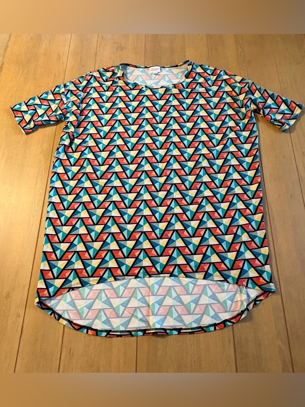 LuLaRoe‎ Irma Tunic Top Medium Velour Geometric High Low Stretch Colorful Boho